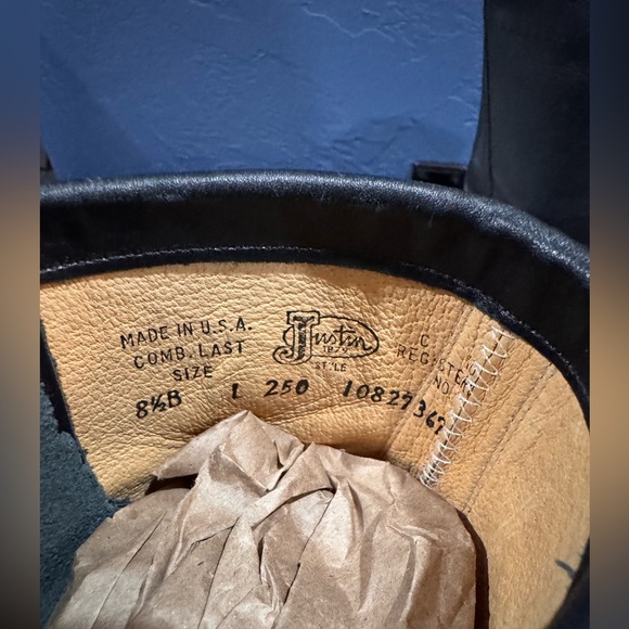 Justin Boots - Picture 7 of 8